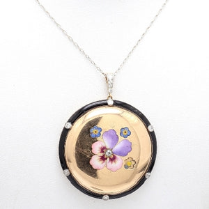 Round Brilliant Diamond and Enamel Necklace with 0.35ctw